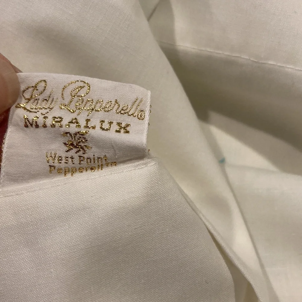 VINTAGE 70’s full size flat sheet. Lady pepperelle Miralux Floral‎ 400